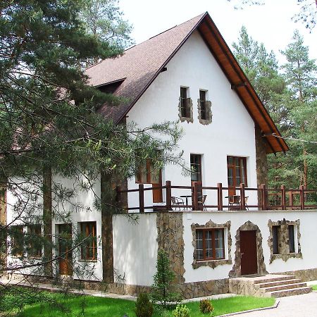 Pershyi Kordon Tourist Complex Hotel Medvedevka Exterior foto
